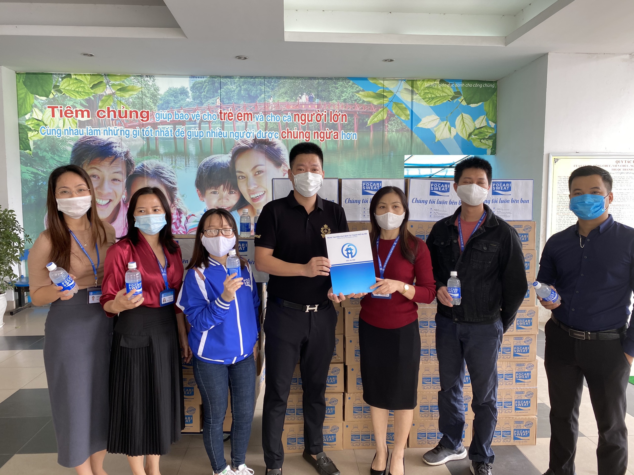 Thức uống bổ sung ion Pocari Sweat đồng hành cùng chiến dịch Xin cảm ơn ủng hộ các y bác sĩ chống Covid-19